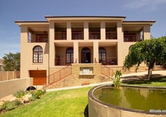5 bedroom house for sale in montagu