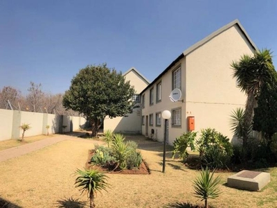 2 Bed Townhouse/Cluster for Sale Bassonia Estate JHB South