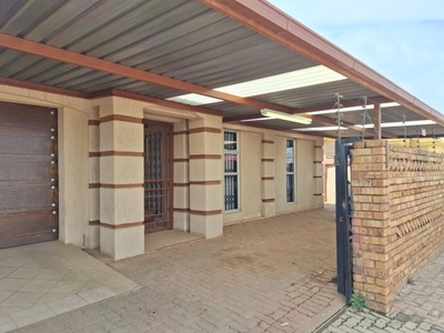 3 Bed House for Sale Chief A. Luthuli Park Benoni