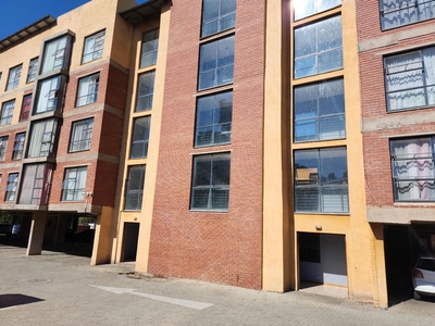 1 Bedroom Apartment For Sale in Bloemfontein Central