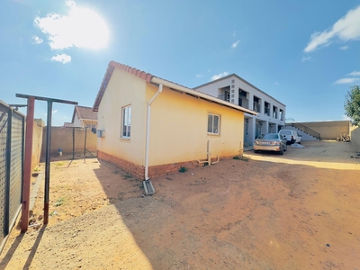 9 Bedroom House Sold in Cosmo City