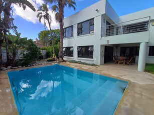 4 Bedroom House To Let in Sunset Beach