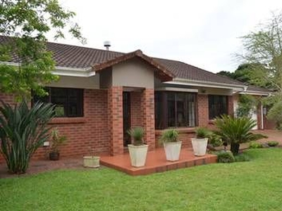 3 Bedroom Townhouse To Let in Kloof