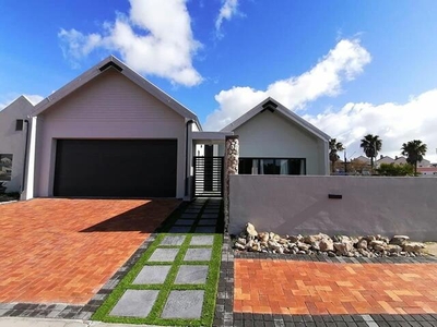 3 bedroom, Velddrif Western Cape N/A