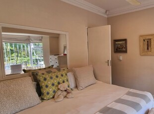 4 bedroom townhouse to rent in Kloof