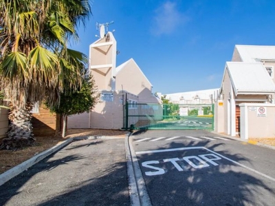 3 Bedroom townhouse - freehold for sale in Guldenland, Strand