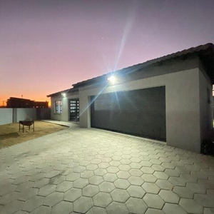 4 bedroom, Middelburg Mpumalanga N/A