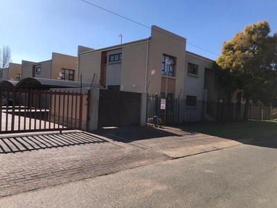 Apartment For Rent In Reyno Ridge, Witbank