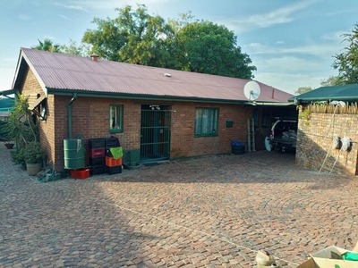 House For Sale In Kwaggasrand, Pretoria