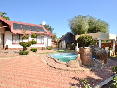 House For Sale In Noordwyk, Midrand