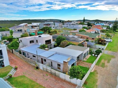 House For Sale In Struisbaai, Western Cape