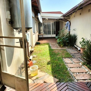 Townhouse For Sale In Delville, Germiston