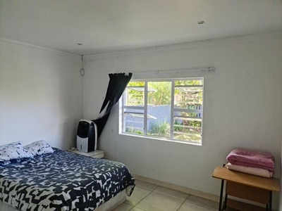 2 bedroom, East London Eastern Cape N/A