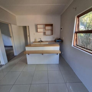 Apartment For Rent In Bonza Bay, East London