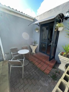 Apartment For Rent In Goedemoed, Durbanville