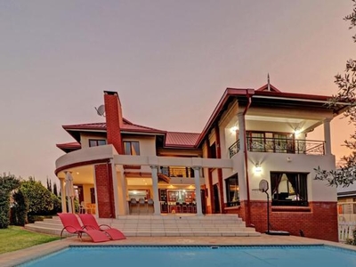 House For Sale In Boardwalk Meander, Pretoria