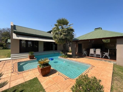 House For Sale In Vyfhoek, Potchefstroom