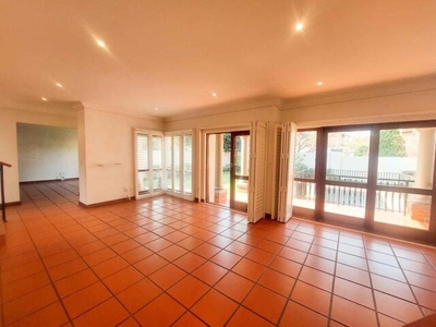 Townhouse For Rent In Fairland, Randburg