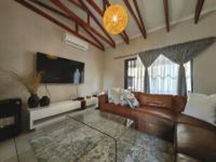 3 Bedroom Simplex for Sale For Sale in Waterkloof (Rustenbur