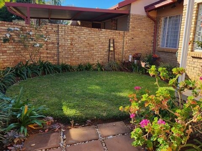 Apartment For Sale In Magalieskruin, Pretoria