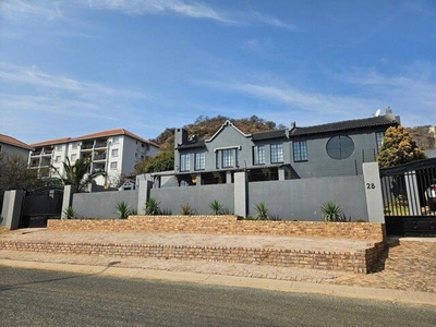 House For Rent In Winchester Hills, Johannesburg