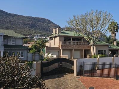 House For Sale In Caribbean Beach, Hartbeespoort