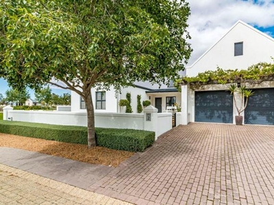 House For Sale In Croydon Vineyard Estate, Somerset West