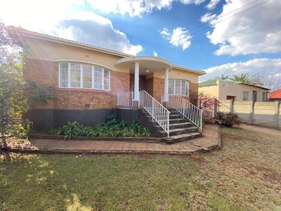 House For Sale In Florida, Roodepoort