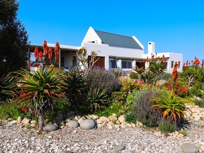 House For Sale In Jacobsbaai, Western Cape