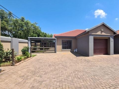 Townhouse For Rent In Three Rivers Proper, Vereeniging