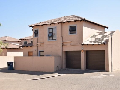 Townhouse For Sale In Montana, Pretoria