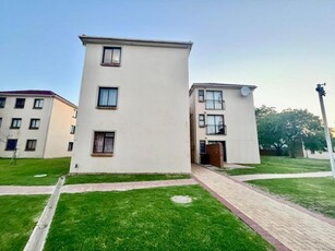 1 Bedroom bachelor sold in Guldenland, Strand