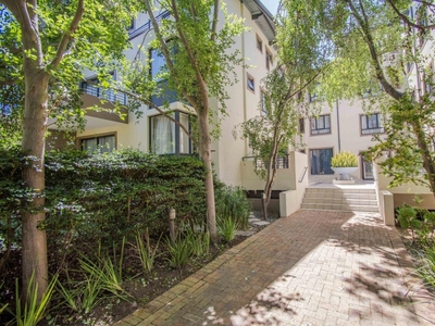 Apartment For Sale in Somerset West Mall Triangle