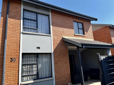 Duplex Townhouse – sectional For Sale in Zambezi Manor Lifestyle Estate