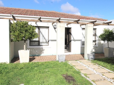 House For Sale in Stellendale