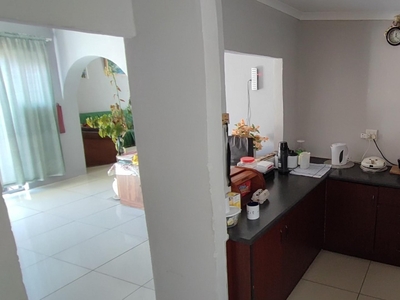 House For Sale in Strandfontein