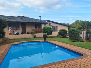 3 Bedroom House For Sale in Amanzimtoti