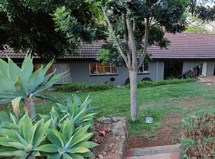 4 Bedroom House For Sale in Protea Park