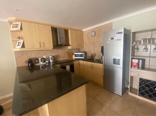 Beautiful spacious 3 bedroom townhouse: Villa Diamante: Langebaan