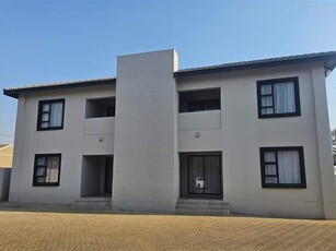 2 Bed Townhouse in Grimbeek Park