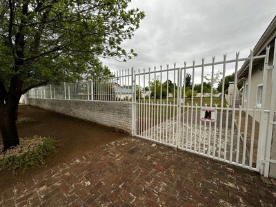 1,115m² Vacant Land For Sale in Middelburg