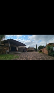 3 Bedroom House For Sale In Glen Marais