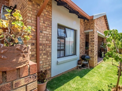 2 Bedroom Townhouse Sold in Bergbron