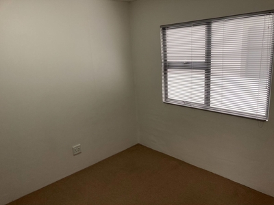 1 bedroom apartment to rent in Zonnebloem
