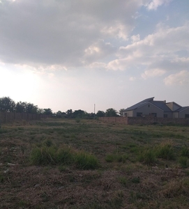 1,024m² Vacant Land For Sale in Kookrus