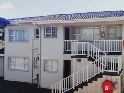 2 bedroom security complex home to rent in Melville (Port Shepstone)