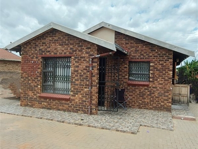 3 Bed House in Mmabatho unit 13