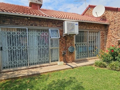 3 Bed Townhouse in New Park