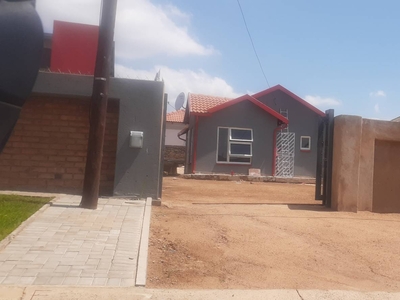 House For Sale in Mabopane