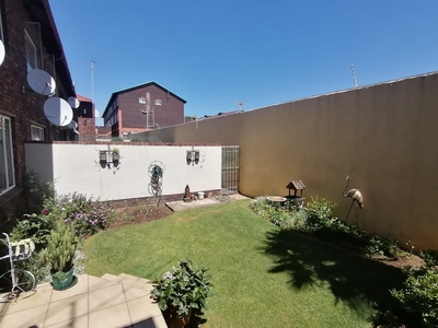 Sectional Title For Sale in Randhart
